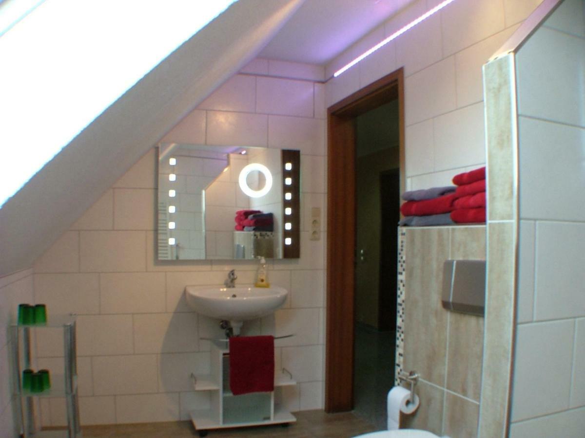 Hotel Garni Pension Zur Lutherstadt Лютерштадт-Айслебен Екстер'єр фото
